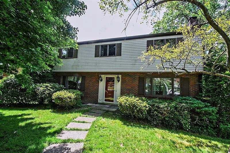 509 Olive St photo 1