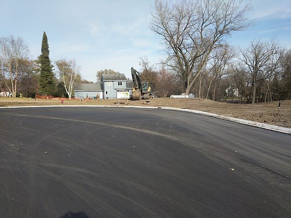 3rd image of 7617 Brooklyn Park Dr N