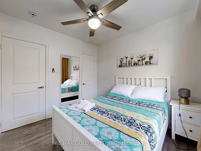 189 Kingsview Blvd — Photo 26
