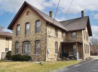 6304 N 91st St #6306, Milwaukee, WI 53225