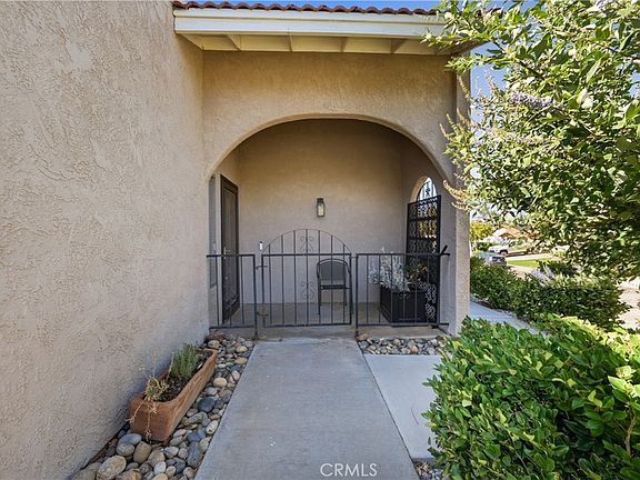 2nd image of 6205 Corinthian Pl