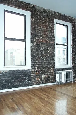 Rented by Tower Brokerage | media 10