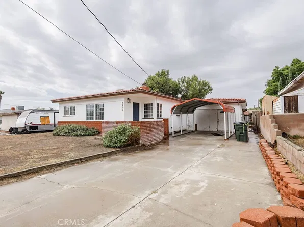 8930 Boxwood Ave, Fontana, CA 92335