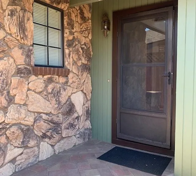 16675 Lone Hill Dr — Photo 3