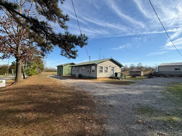 1460 Rushing Rd, Simpson, IL 62985