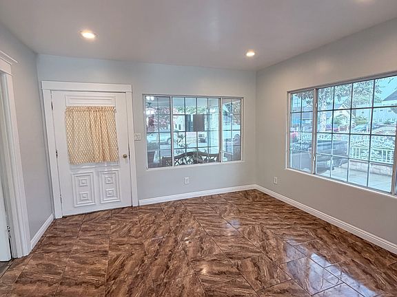 5th image of 1073 Myrtle Ave #1