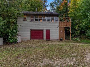 W6285 Harbor Lights Cir, Cascade, WI 53011