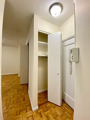 Rented by City & Suburban | media 7