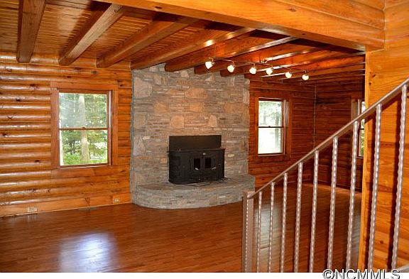 5th image of 149 Westview Dr