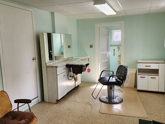 2nd image of 1101 1/2 N Union St #F29aff642