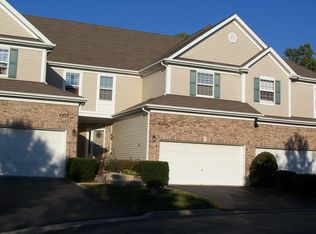 4405 Middleton Pl, Lisle, IL 60532