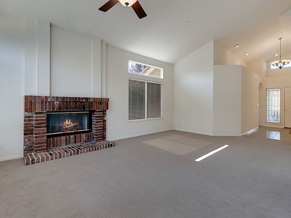 2nd image of 105 Wembley Ct