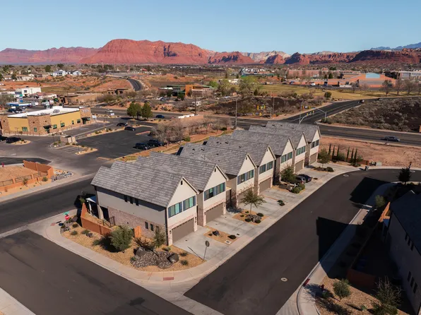 2420 Sage Dr Unit 37, Santa Clara, UT 84765