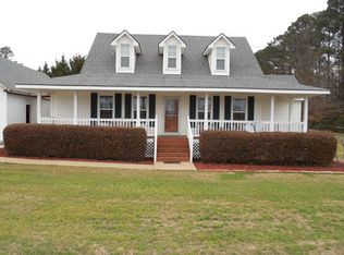 38 Spring Hill Dr, Roanoke, AL 36274