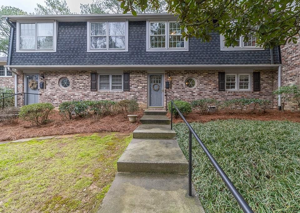 1st image of 2445 Northlake Ct NE #2445