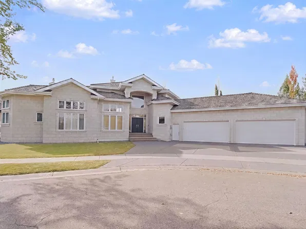 5014 Donsdale Dr NW, Edmonton, AB T6M 2V2