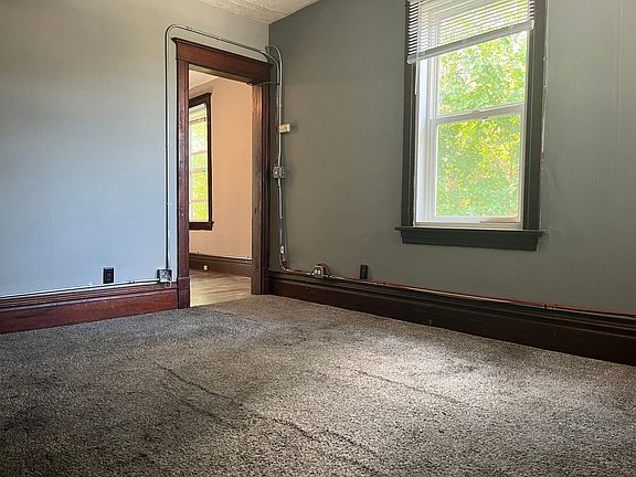 3rd image of 216 E South St #5