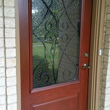 2nd image of 2213 Shady Creek Dr