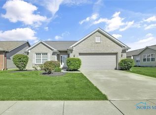 4207 Lake Pine Dr, Maumee, OH 43537