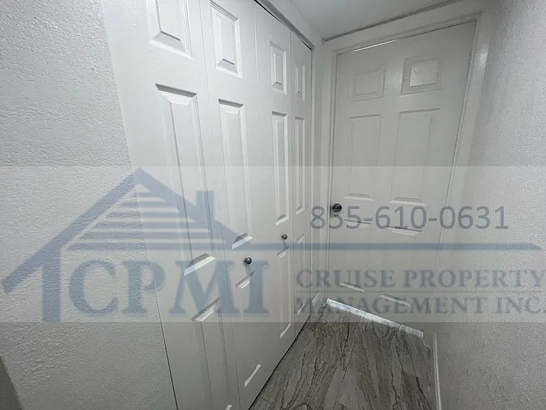 Colonial Village - 7550 Stirling Rd — Photo 32