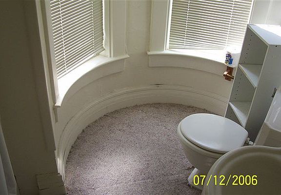 804 #3 - Bathroom