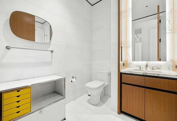 Bathroom, photo 2
