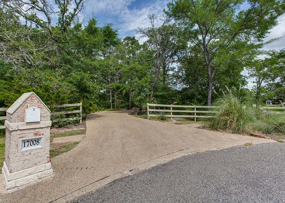 1st image of 17008 Arrowhead Ct