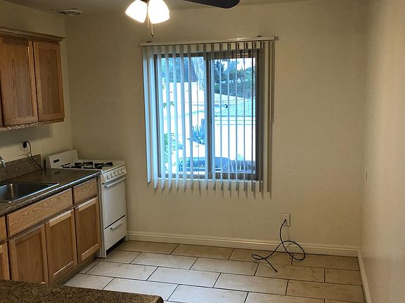 5th image of 4815 Persimmon Ave APT 30