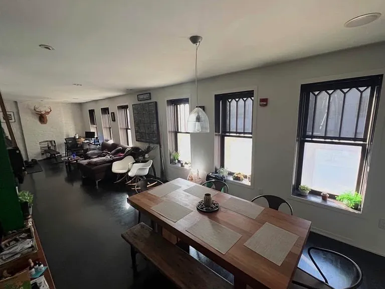 970 N High St #201 — Photo 2