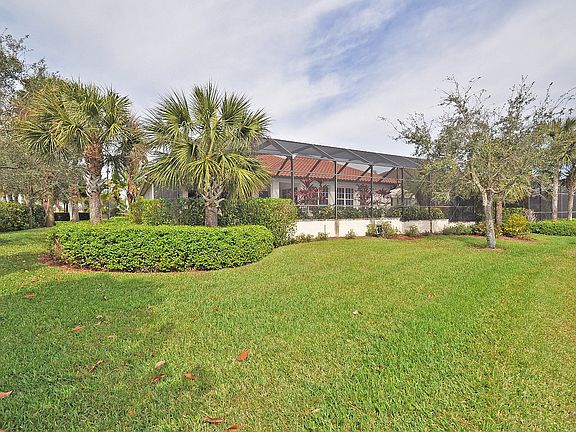 3rd image of 8728 Hideaway Harbor Ct