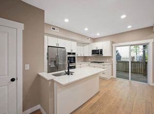 5 Monmouth St, East Boston, MA 02128