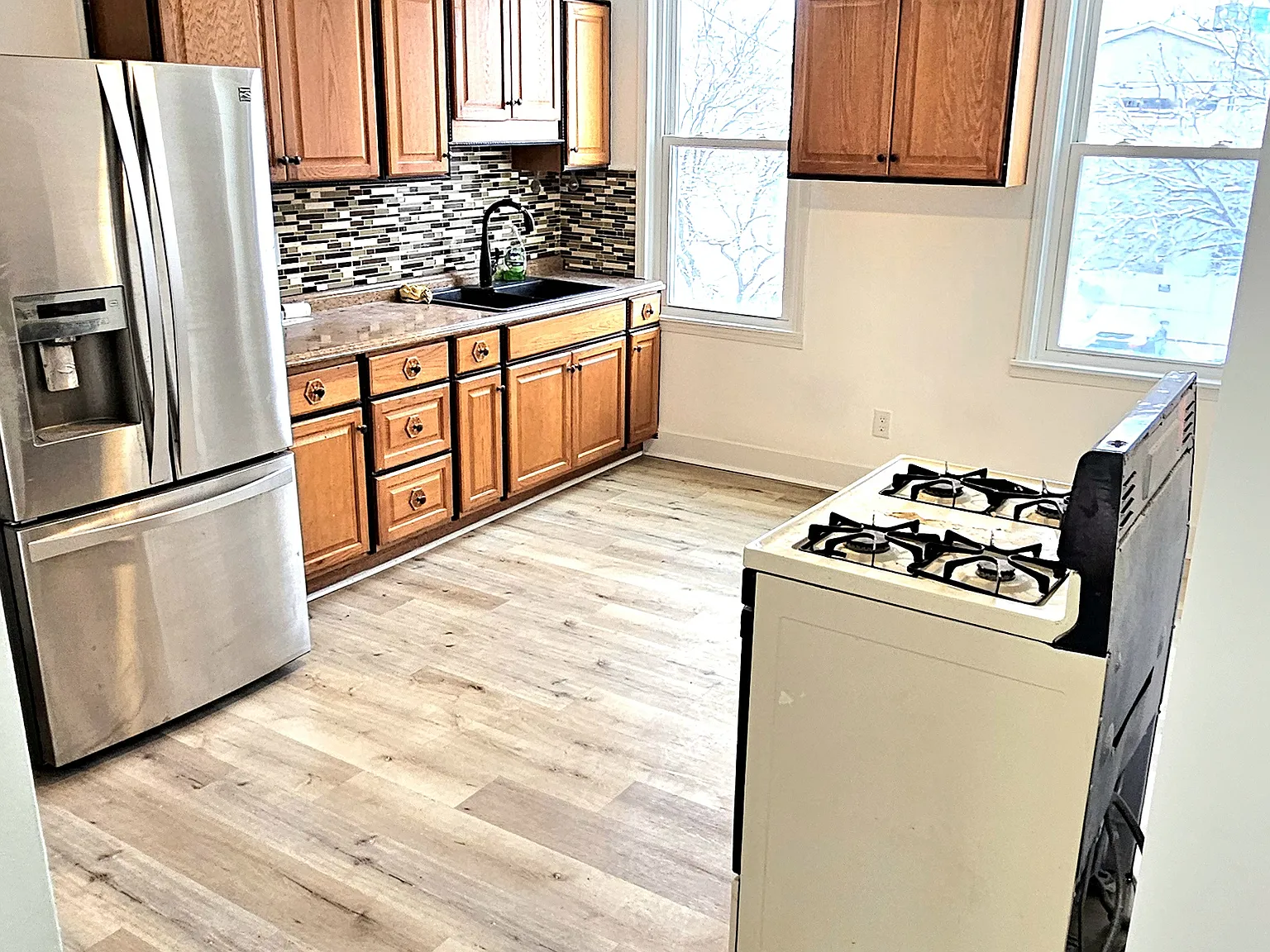 3 bed, $1,449 — Photo 2