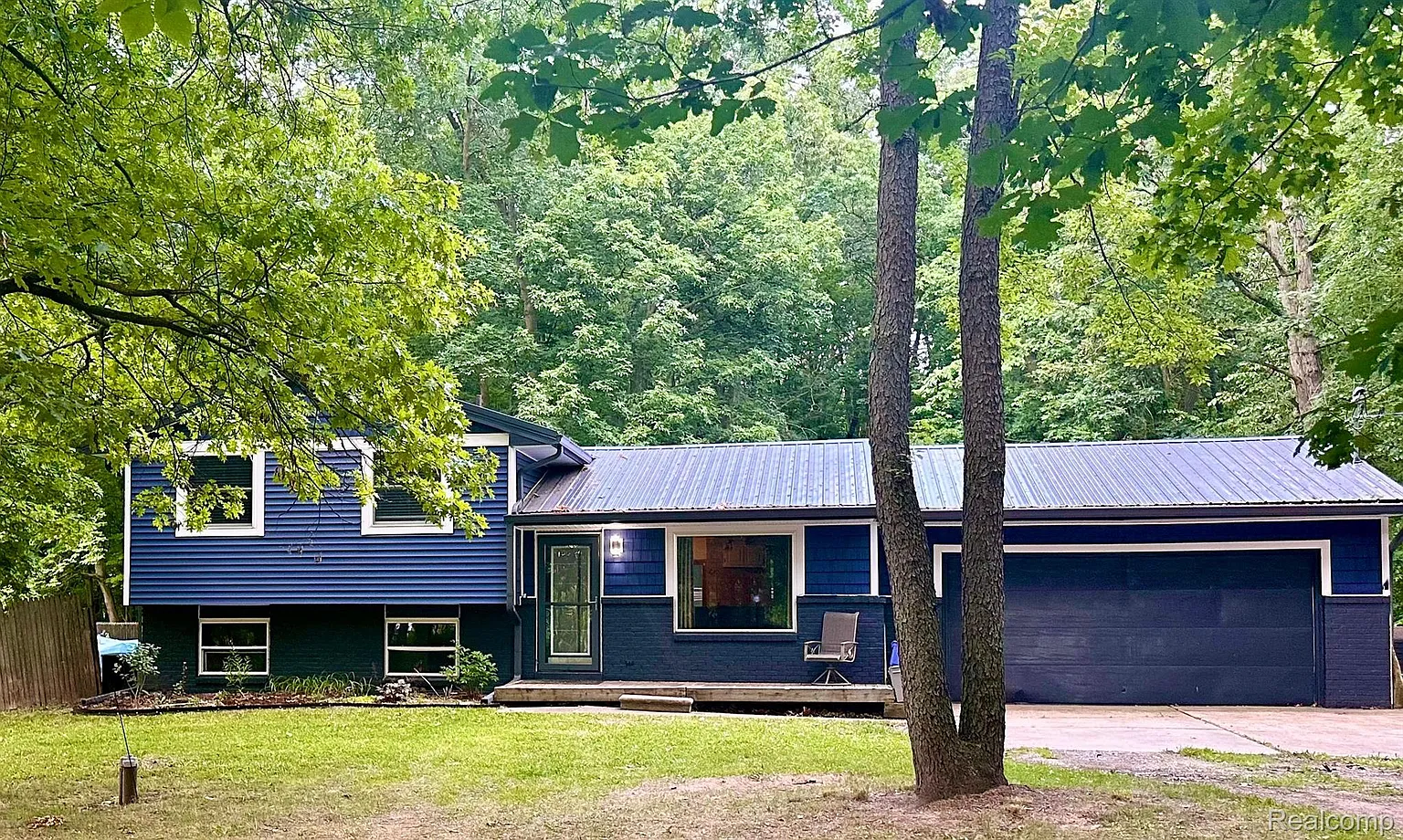 19305 Taylor Lake Rd photo 1