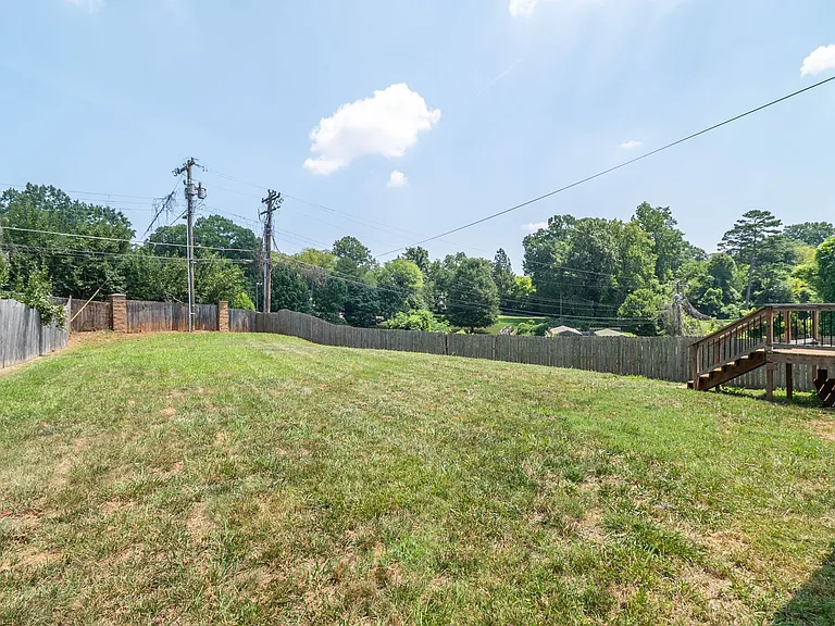 2520 Brentwood Pl — Photo 35