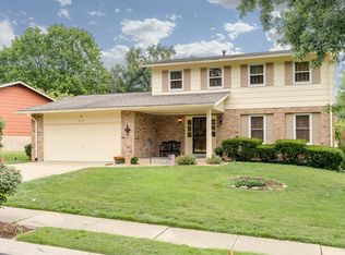 2716 Norwich Dr, Saint Charles, MO 63301