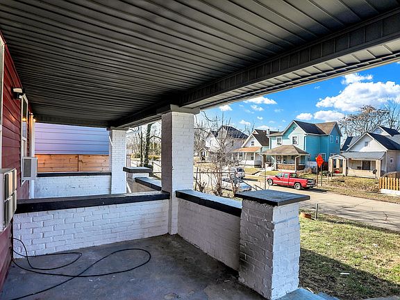 5th image of 319 N Temple Ave