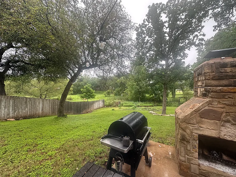1803 Green Haven Dr — Photo 30