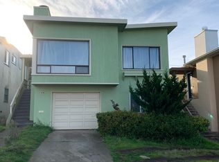 40 Avalon Dr, Daly City, CA 94015
