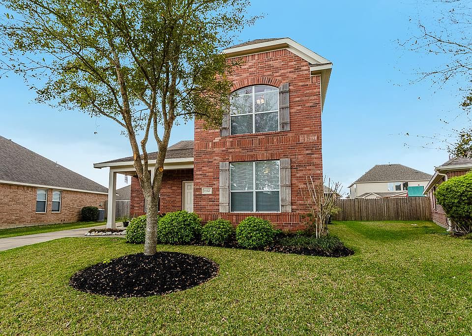 1st image of 11323 Grass Lake Ln
