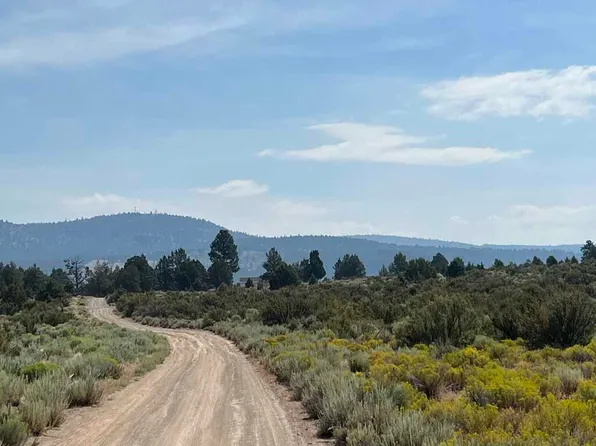 Yellow Jacket Springs Rd #1200, Beatty, OR 97621