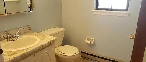 1st image of 206 Yorktowne Dr