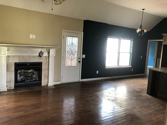 2nd image of 3143 Friendship Rd