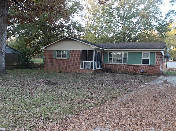 2nd image of 315 Windmill Cir