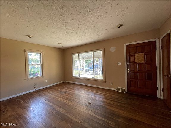 5th image of 13300 Shady Oak Blvd