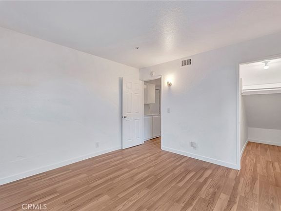 4th image of 609 E Phillips Blvd