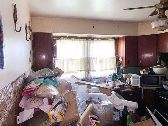 4th image of 10844 Carpenter St