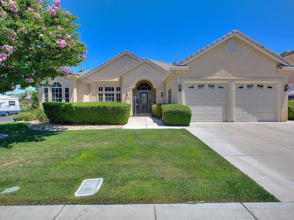 1st image of 1026 Gladiola Ln