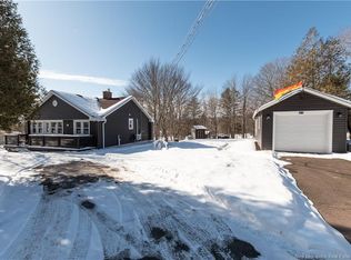 61 Central Ave, Hillsborough, NB E4H 2S4