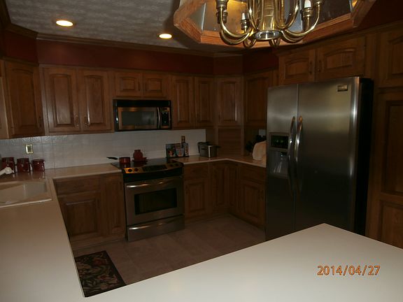 3rd image of 810 Harvest Lane Ct