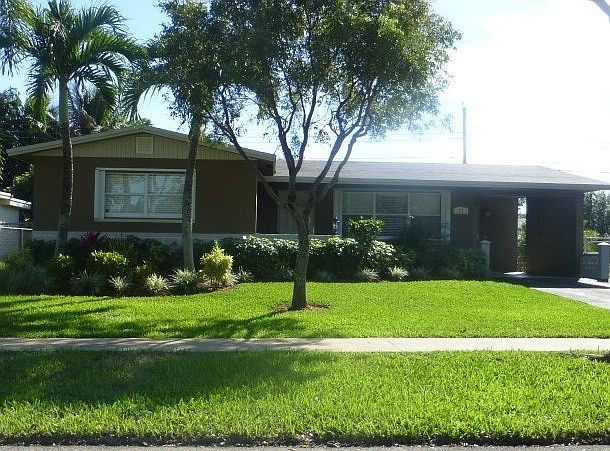1st image of 9464 SW 52nd Pl